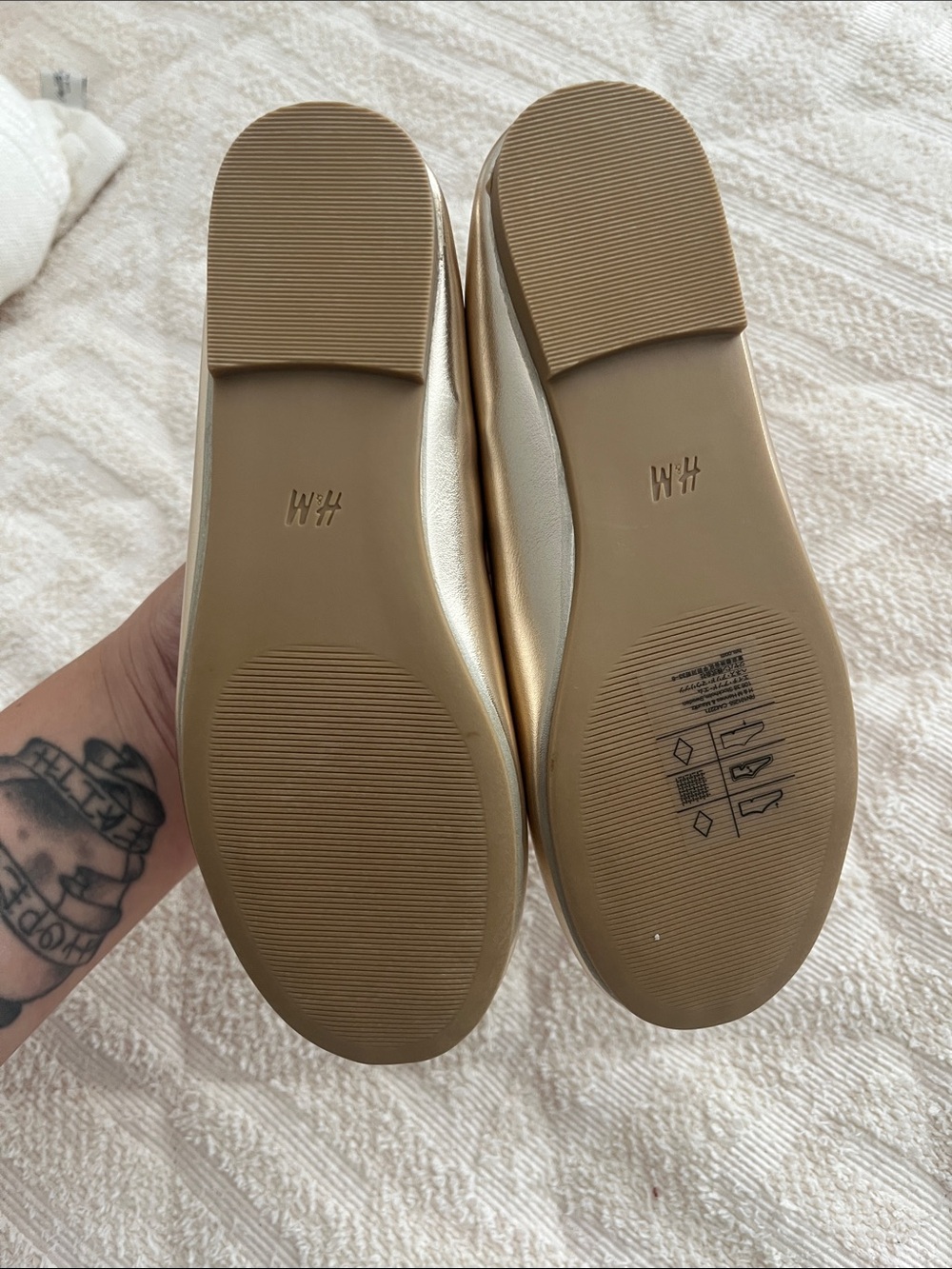 H&M | Ballet Flats - Picture 3 of 4